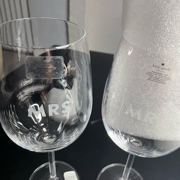 KATE SPADE NEW YORK  Lenox Darling Point Collection 2-Pc. Wine Glasses Set - Picture 8 of 9